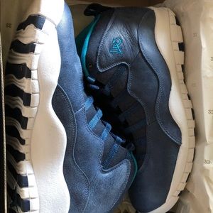 Jordan 10 Retro LA
